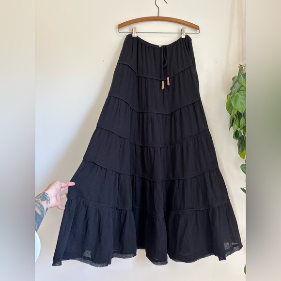 Free People Simply Smitten Tiered Cotton Maxi Skirt in Black - Picture 4 of 8